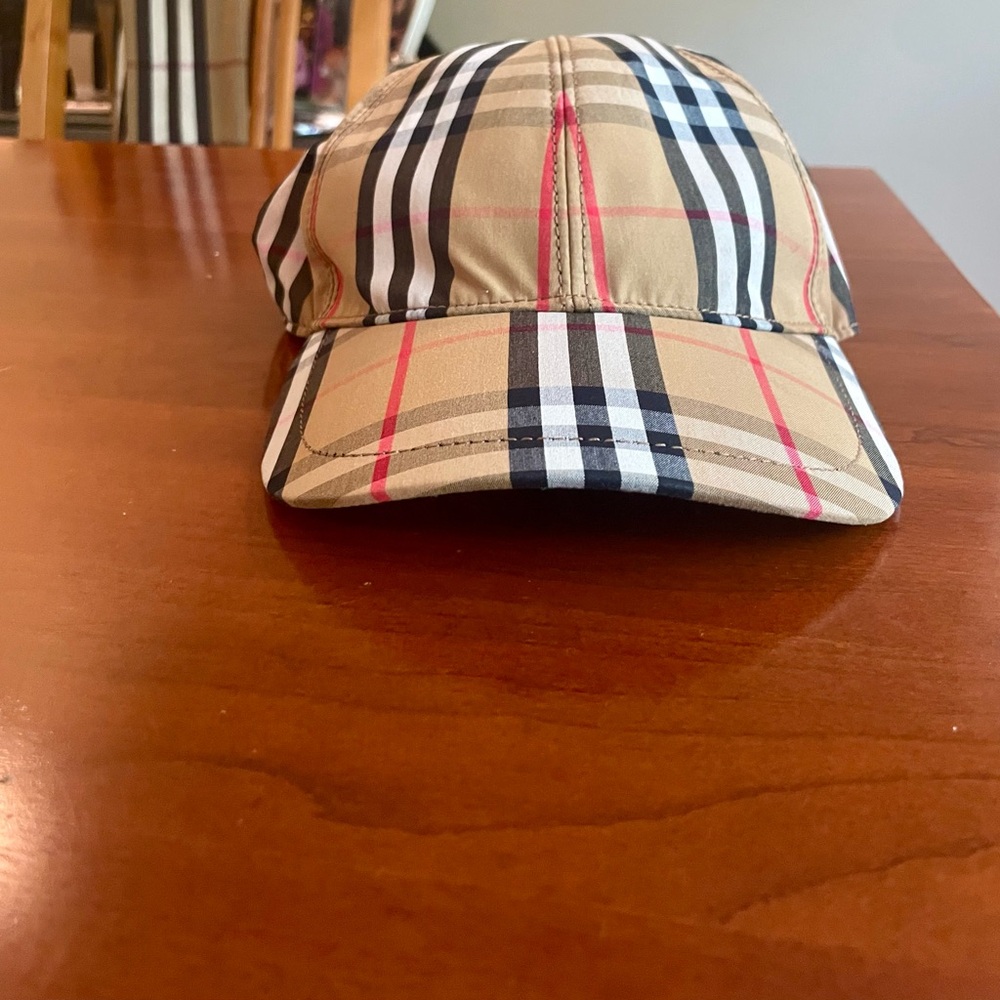 Burberry Checkered Baseball Cap - Picture 3 of 3
